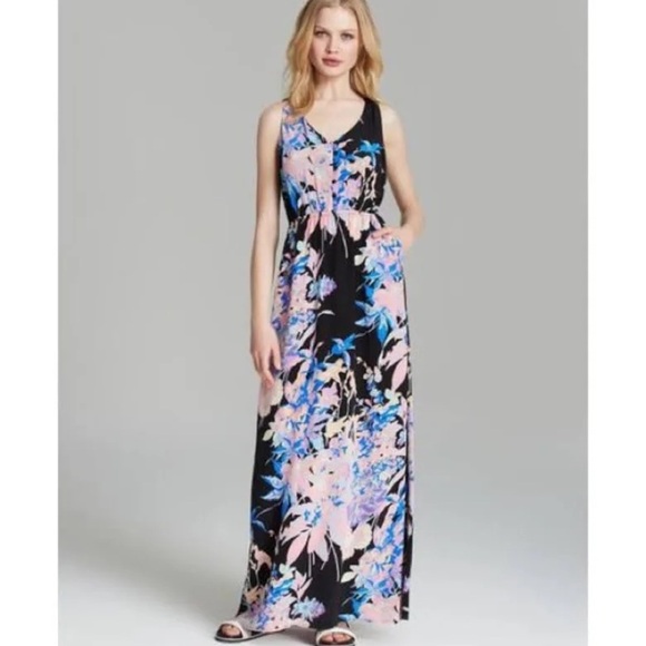 Yumi Kim Dresses & Skirts - Yumi Kim Black and Blue Floral Maxi Dress